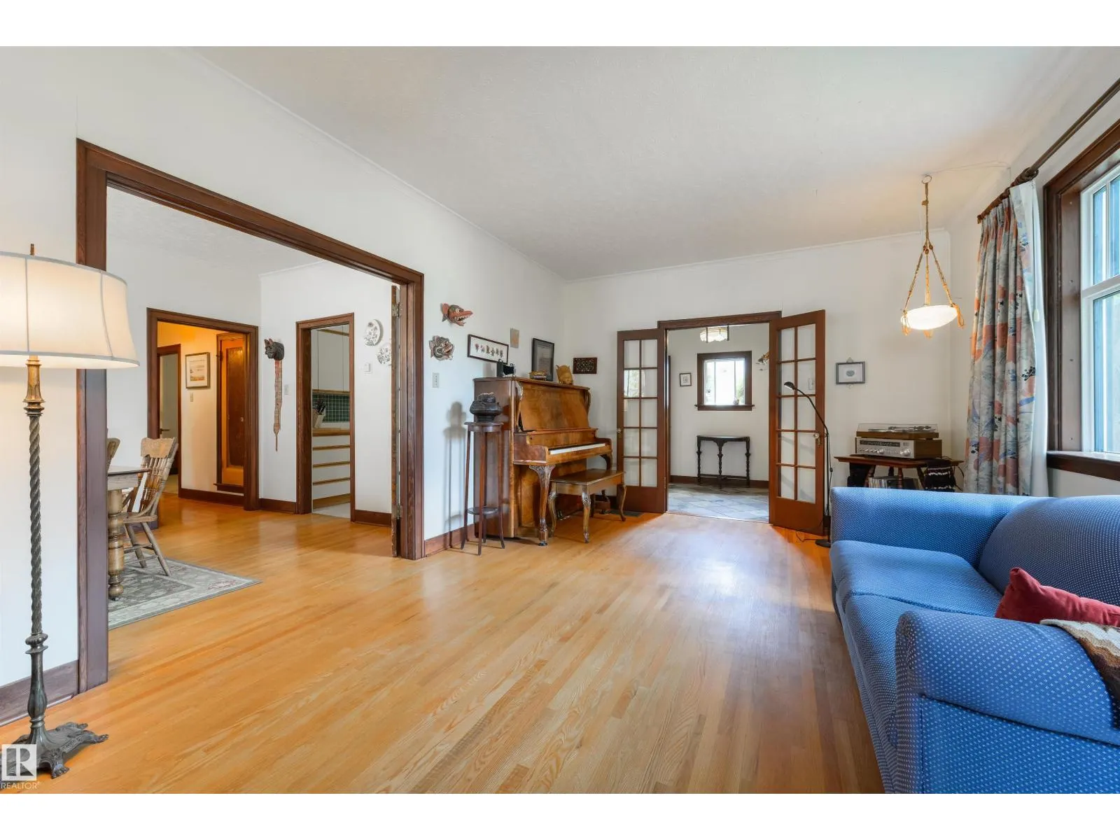 10520 74 AV NW