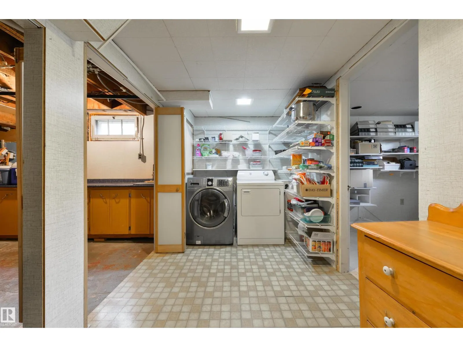 10520 74 AV NW