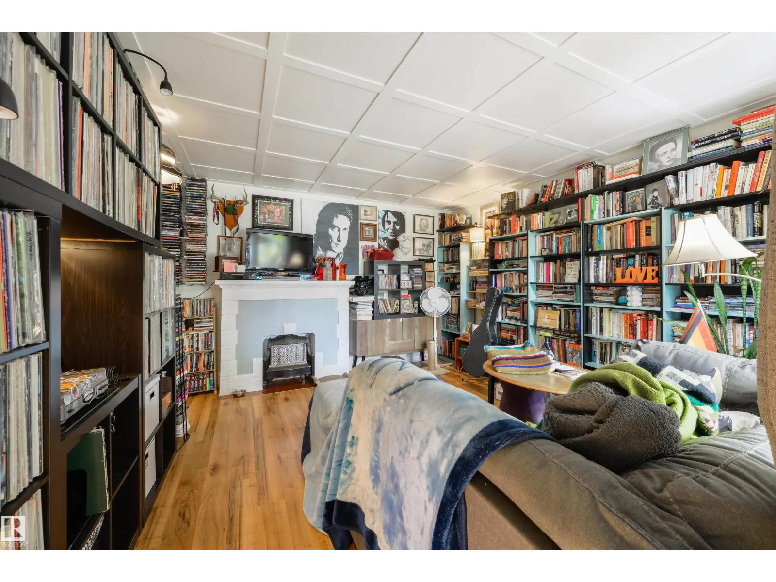 10526 74 AV NW