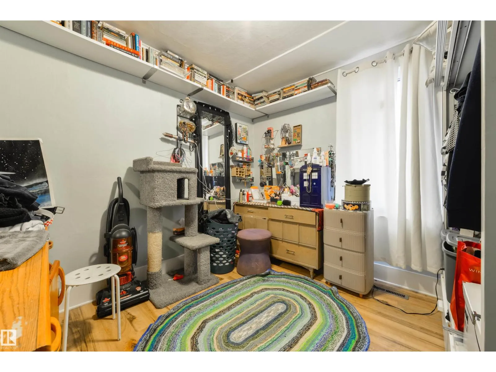 10526 74 AV NW