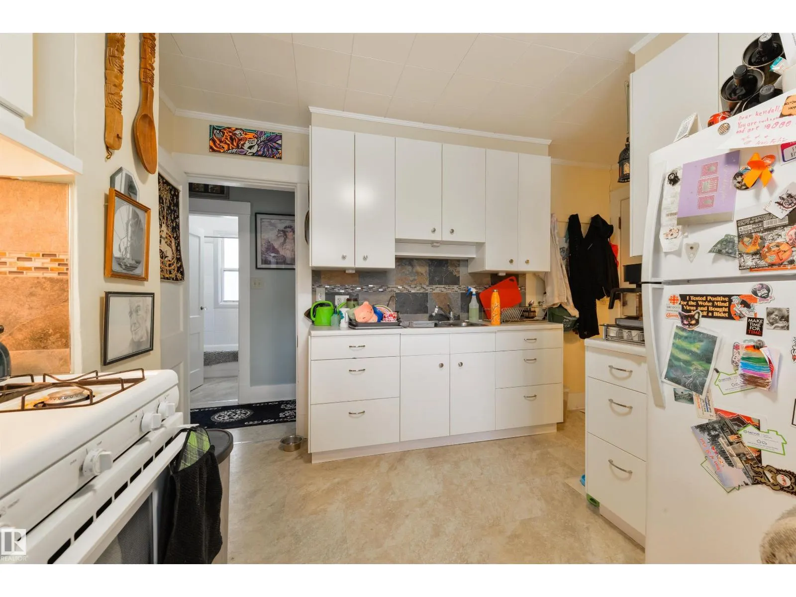 10526 74 AV NW