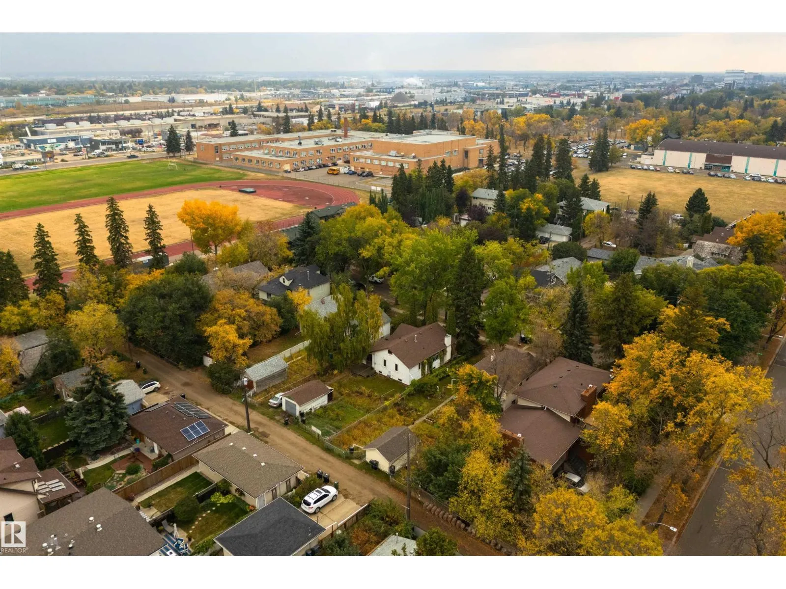 10526 74 AV NW