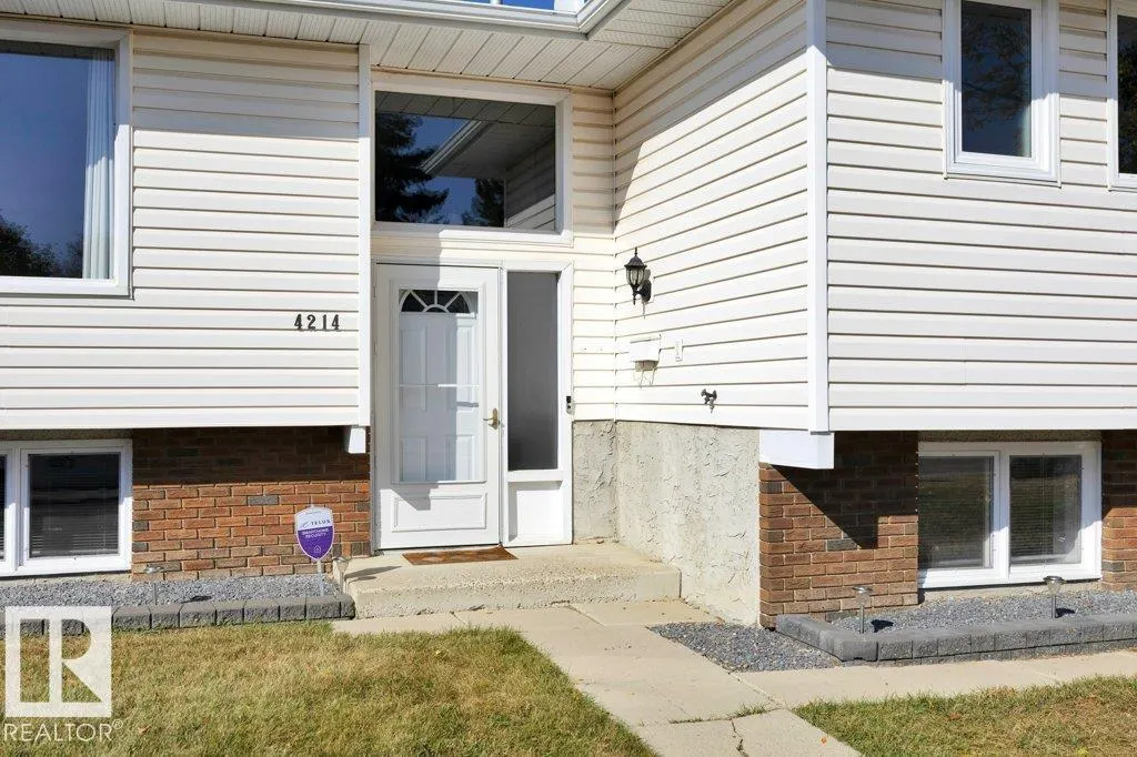 4214 42 ST