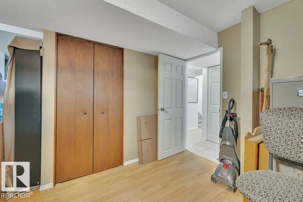 4214 42 ST