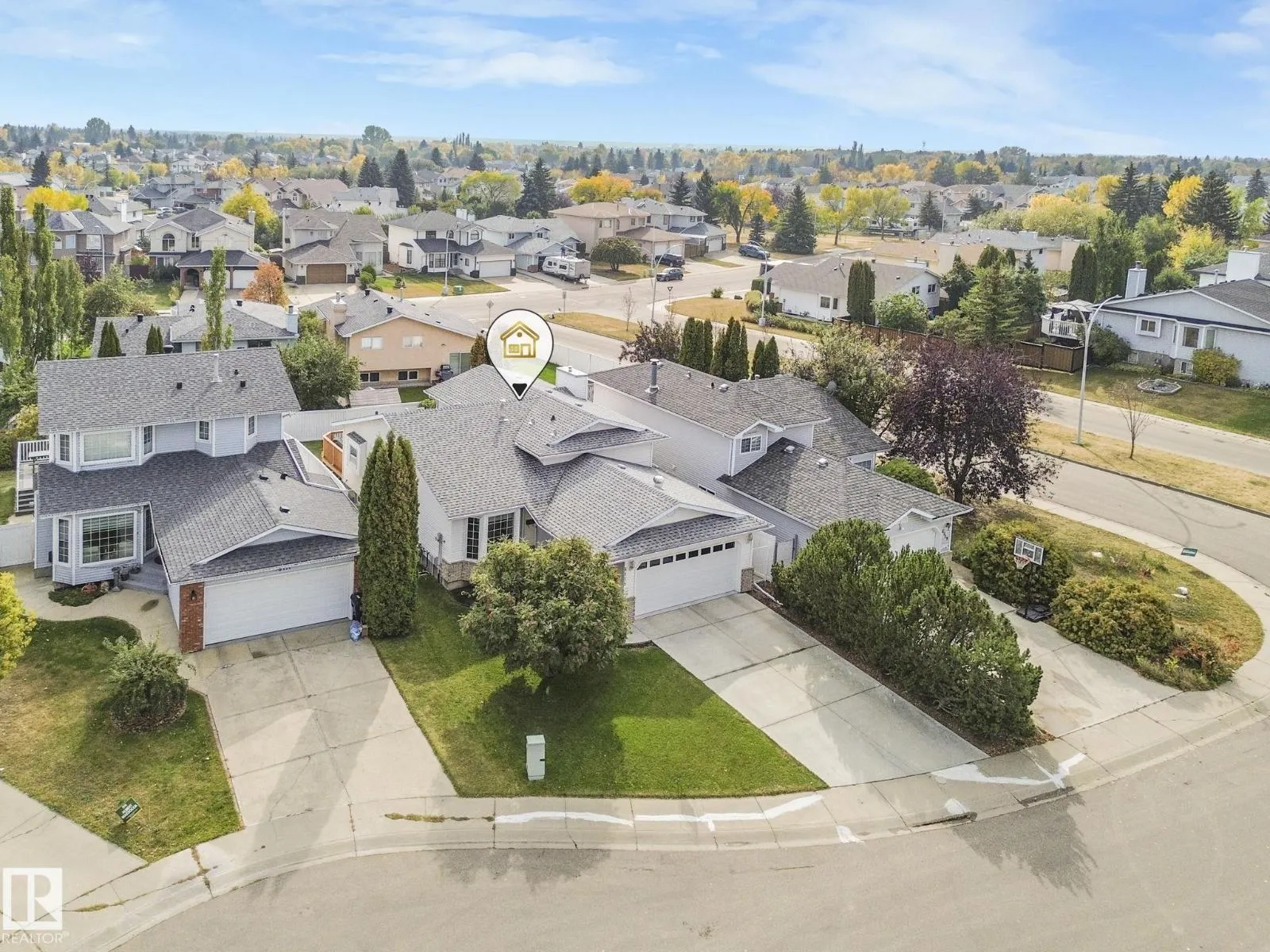 6115 157 AV NW NW
