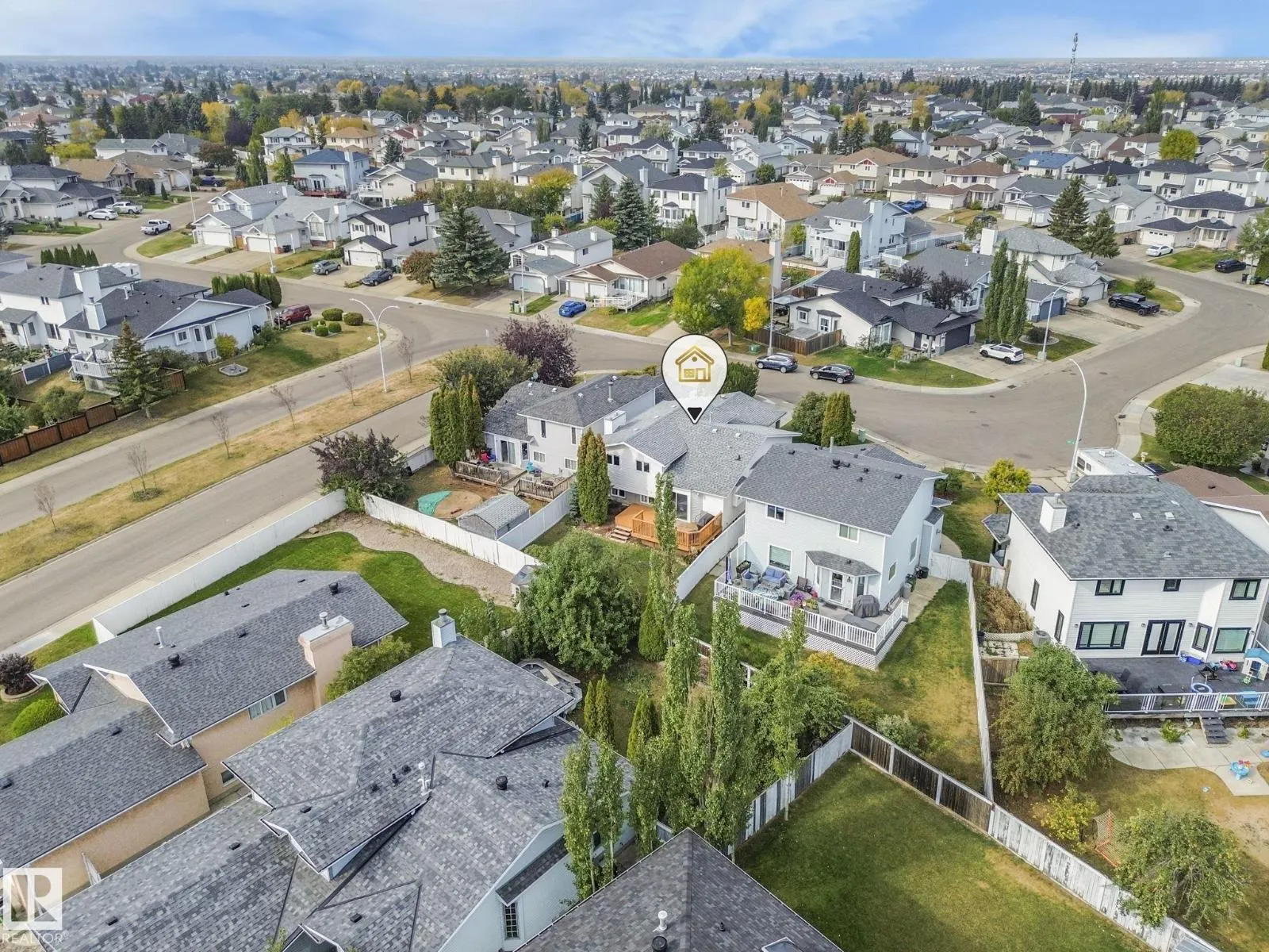 6115 157 AV NW NW