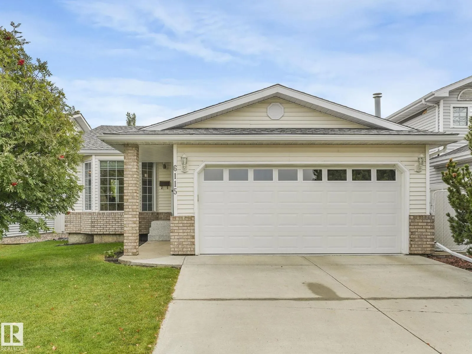 6115 157 AV NW NW
