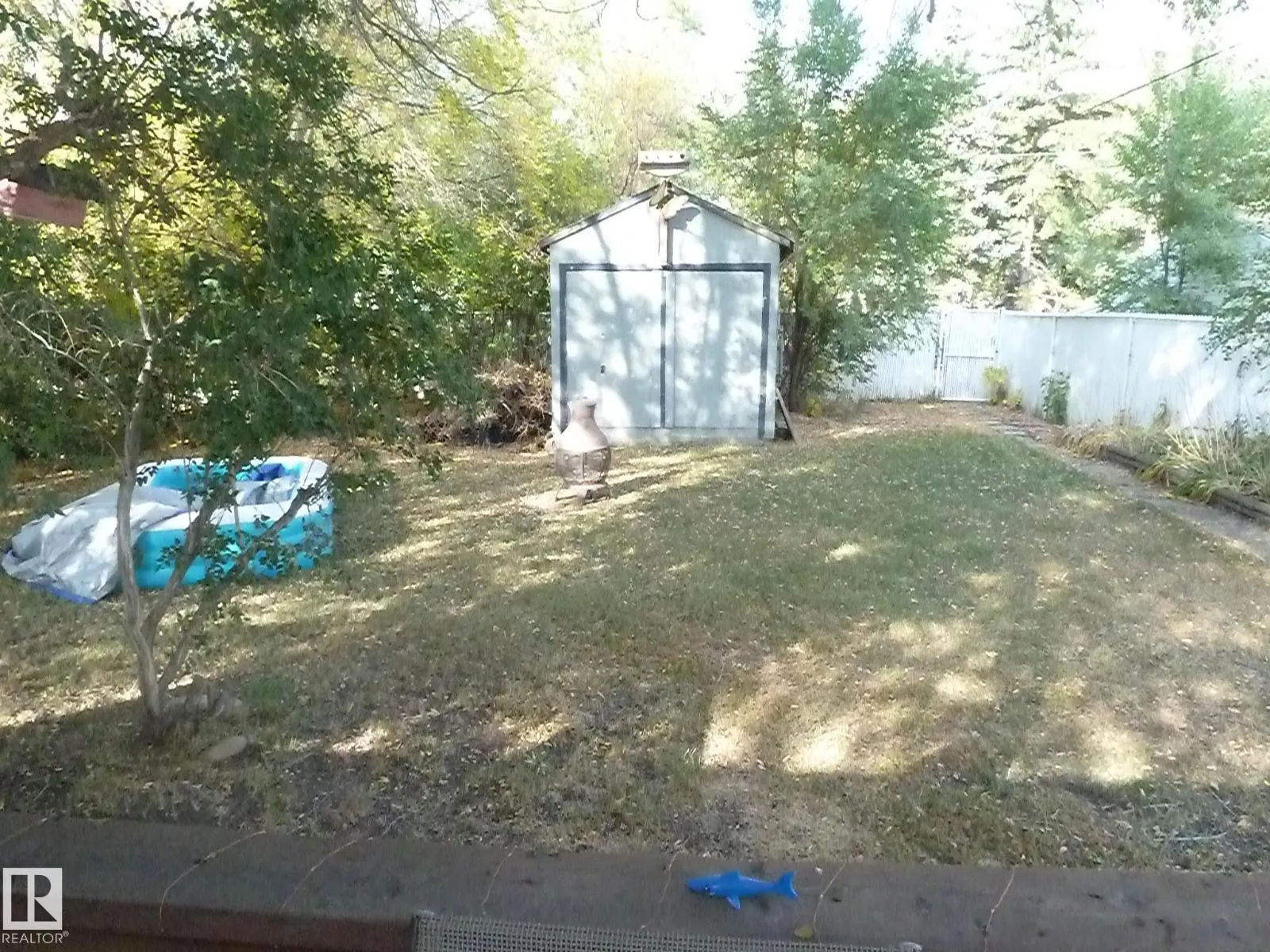 15436 92 AV NW