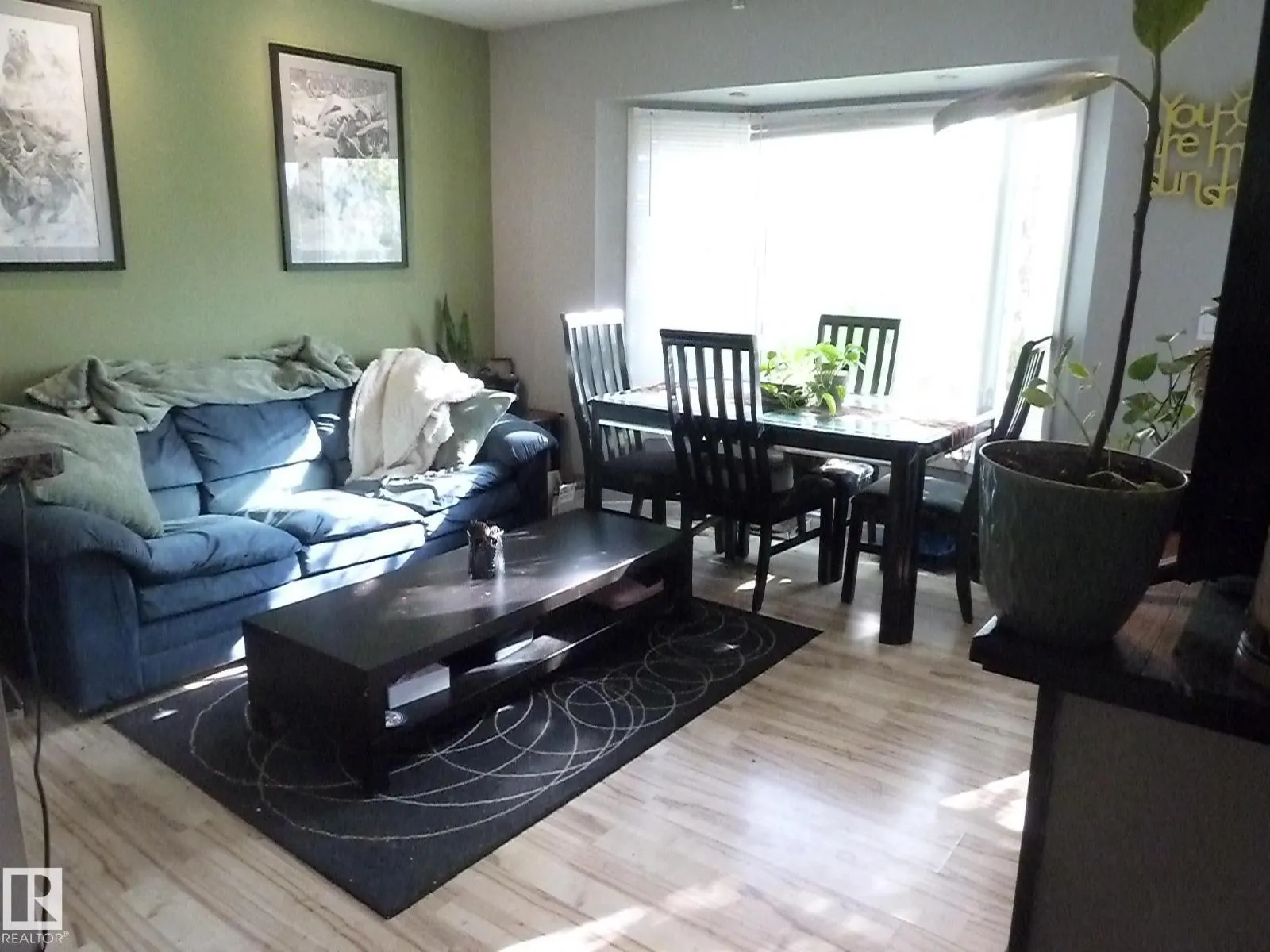 15436 92 AV NW