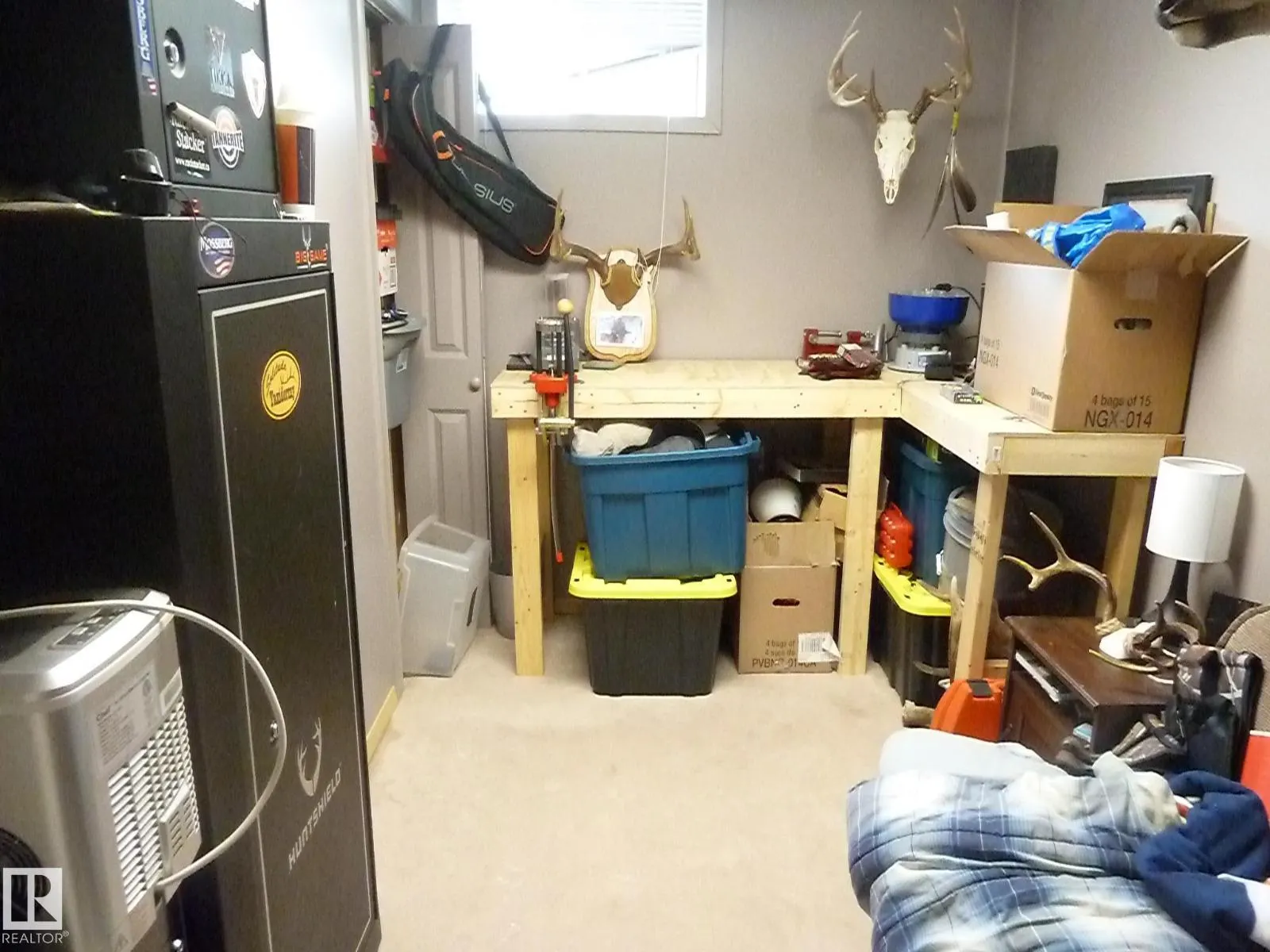 15436 92 AV NW