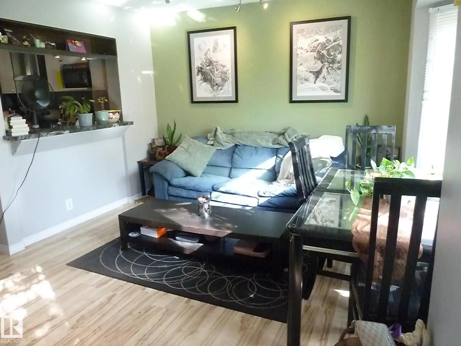 15436 92 AV NW