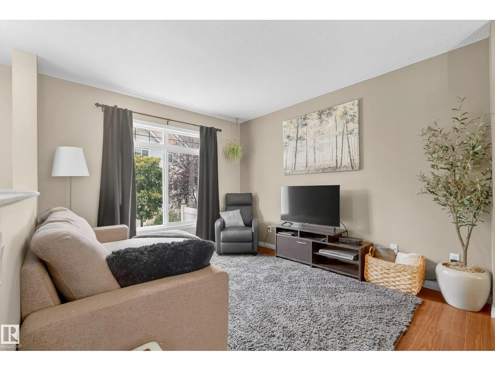 #166 1804 70 ST SW
