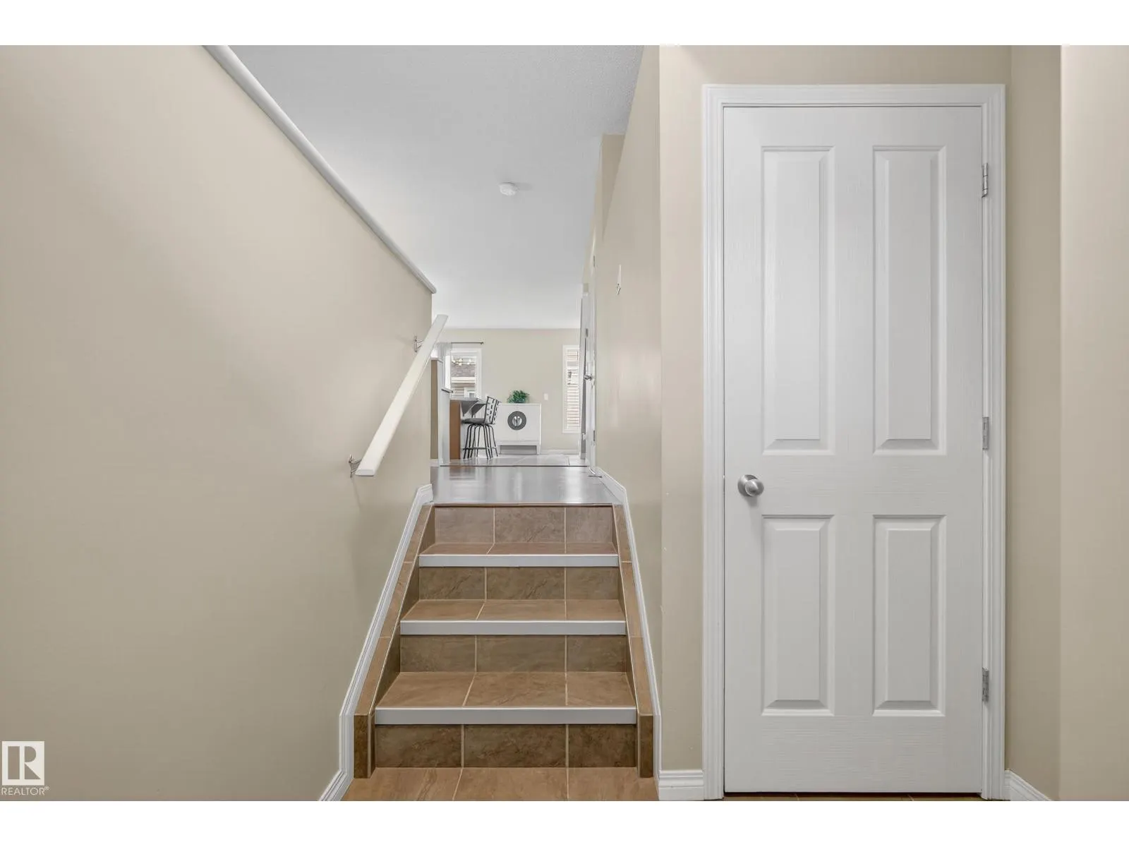 #166 1804 70 ST SW