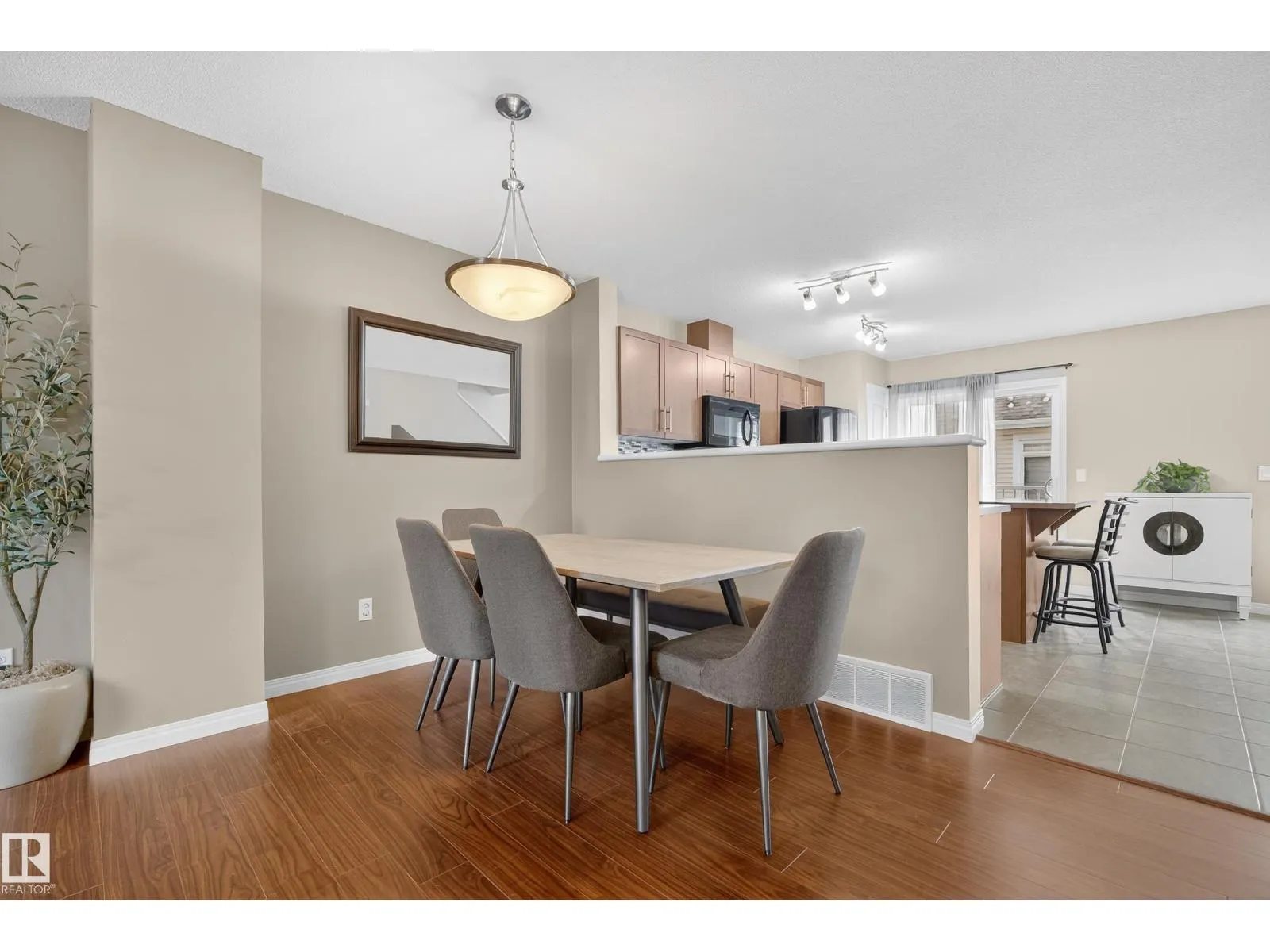 #166 1804 70 ST SW