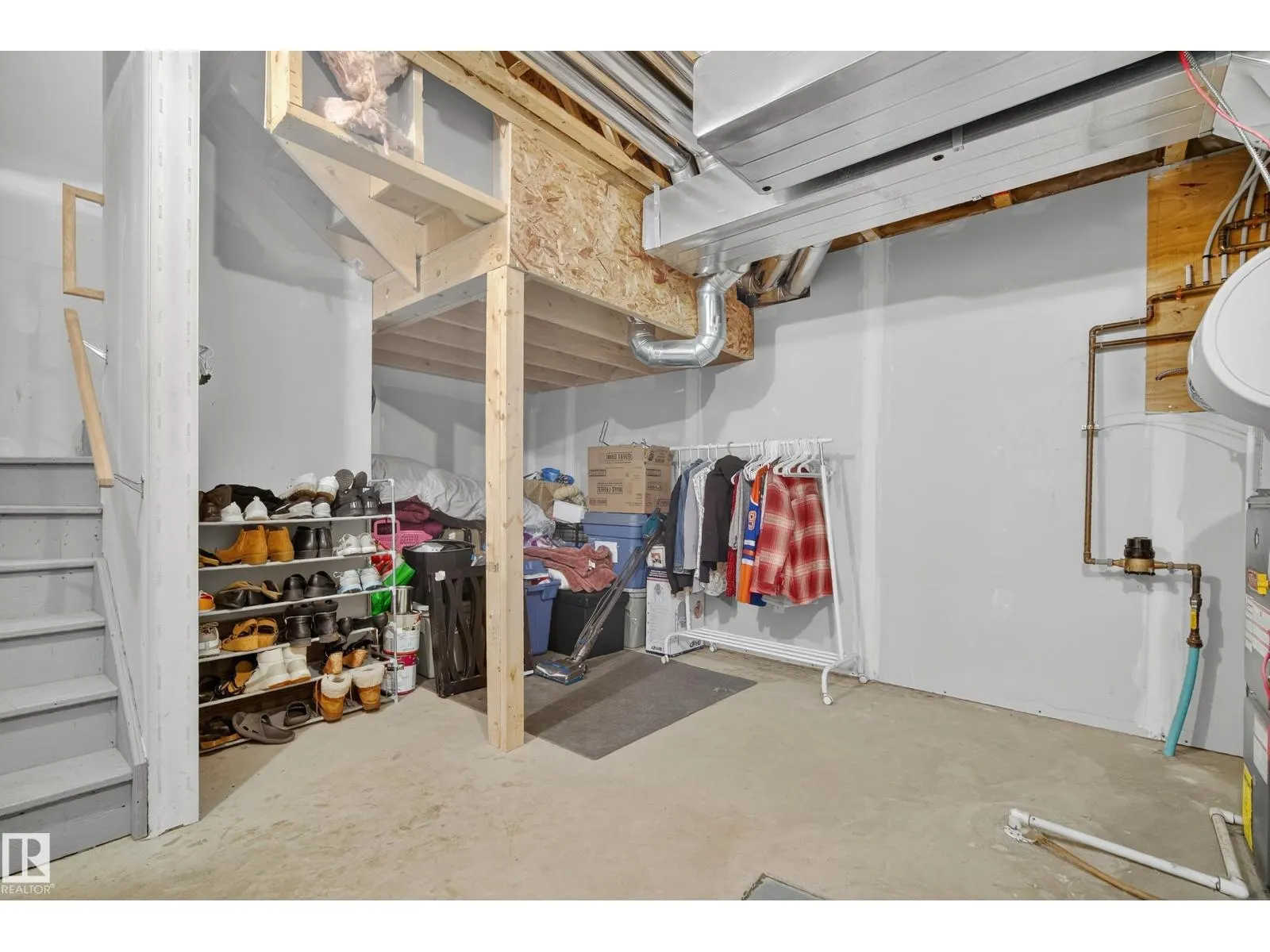 #166 1804 70 ST SW