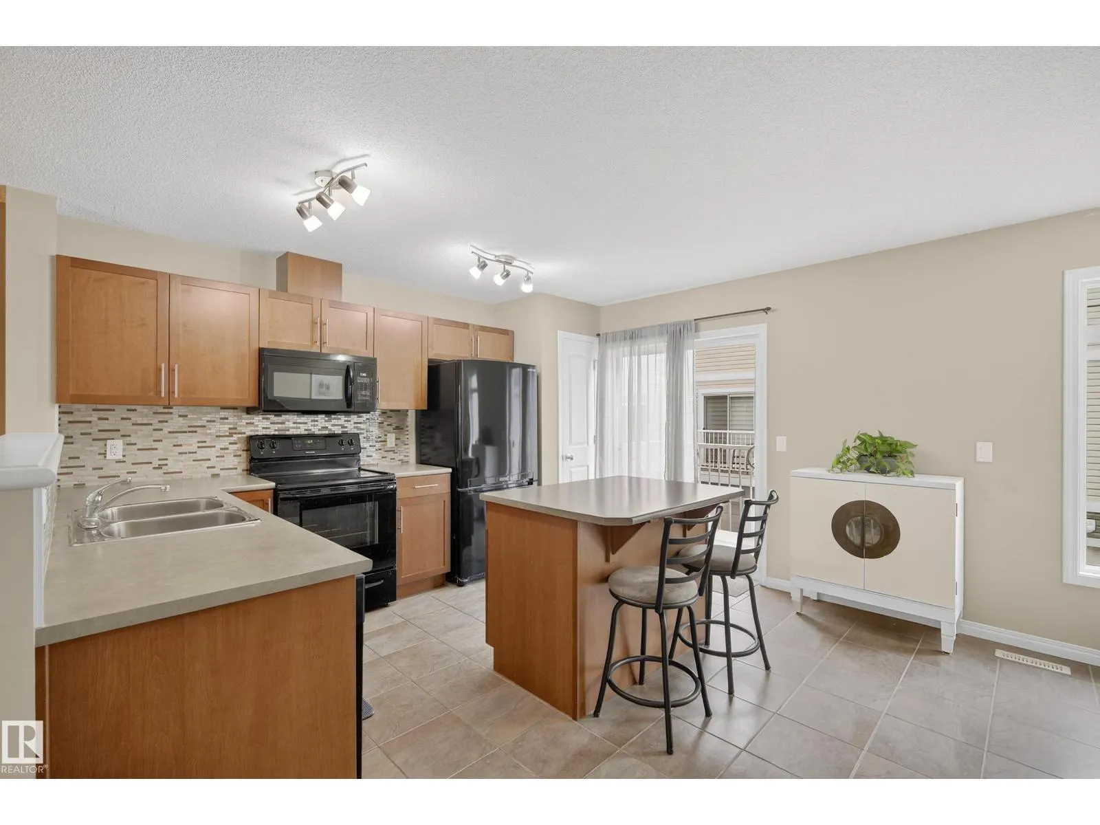 #166 1804 70 ST SW
