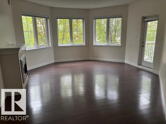 #206 10333 112 ST NW