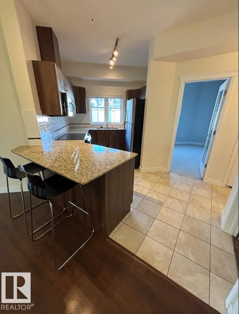 #206 10333 112 ST NW