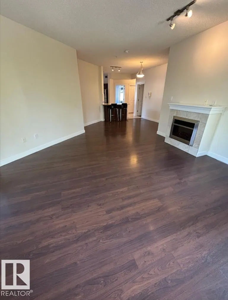 #206 10333 112 ST NW