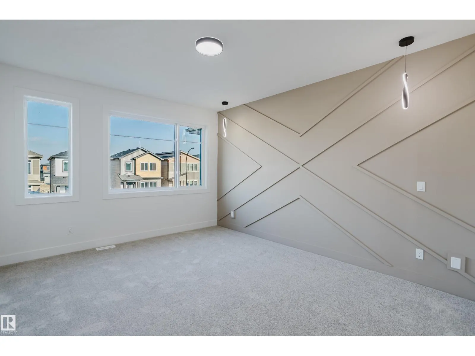 224 25 ST SW