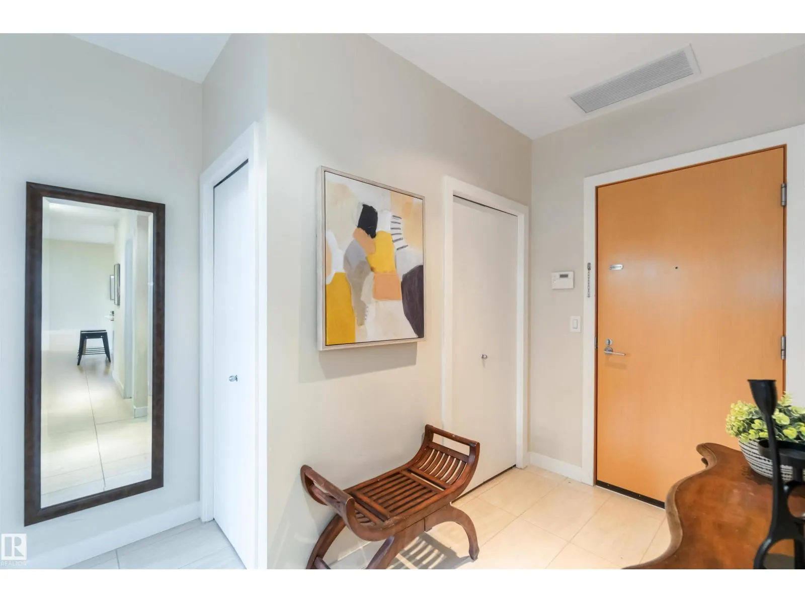 #108 2504 109 ST NW