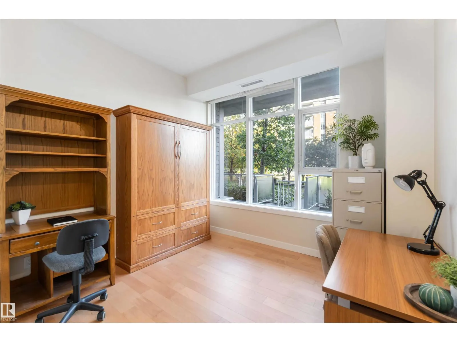 #108 2504 109 ST NW