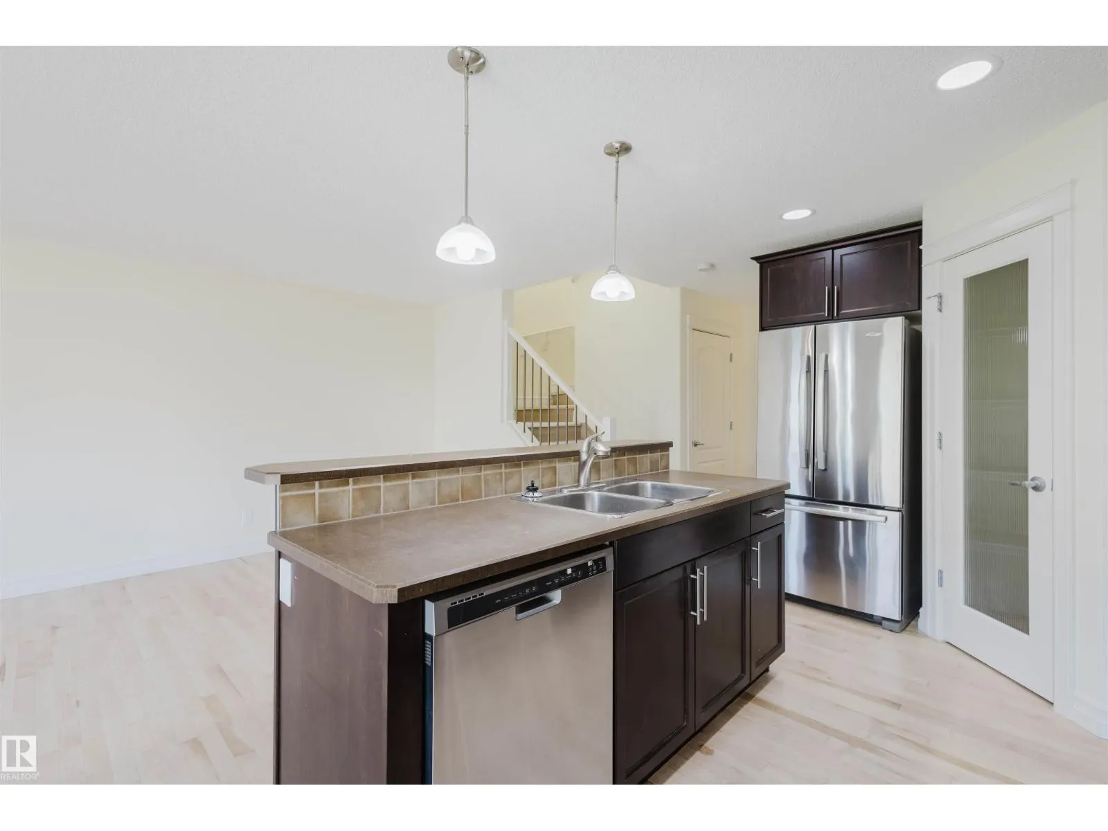 33 CATALINA CT
