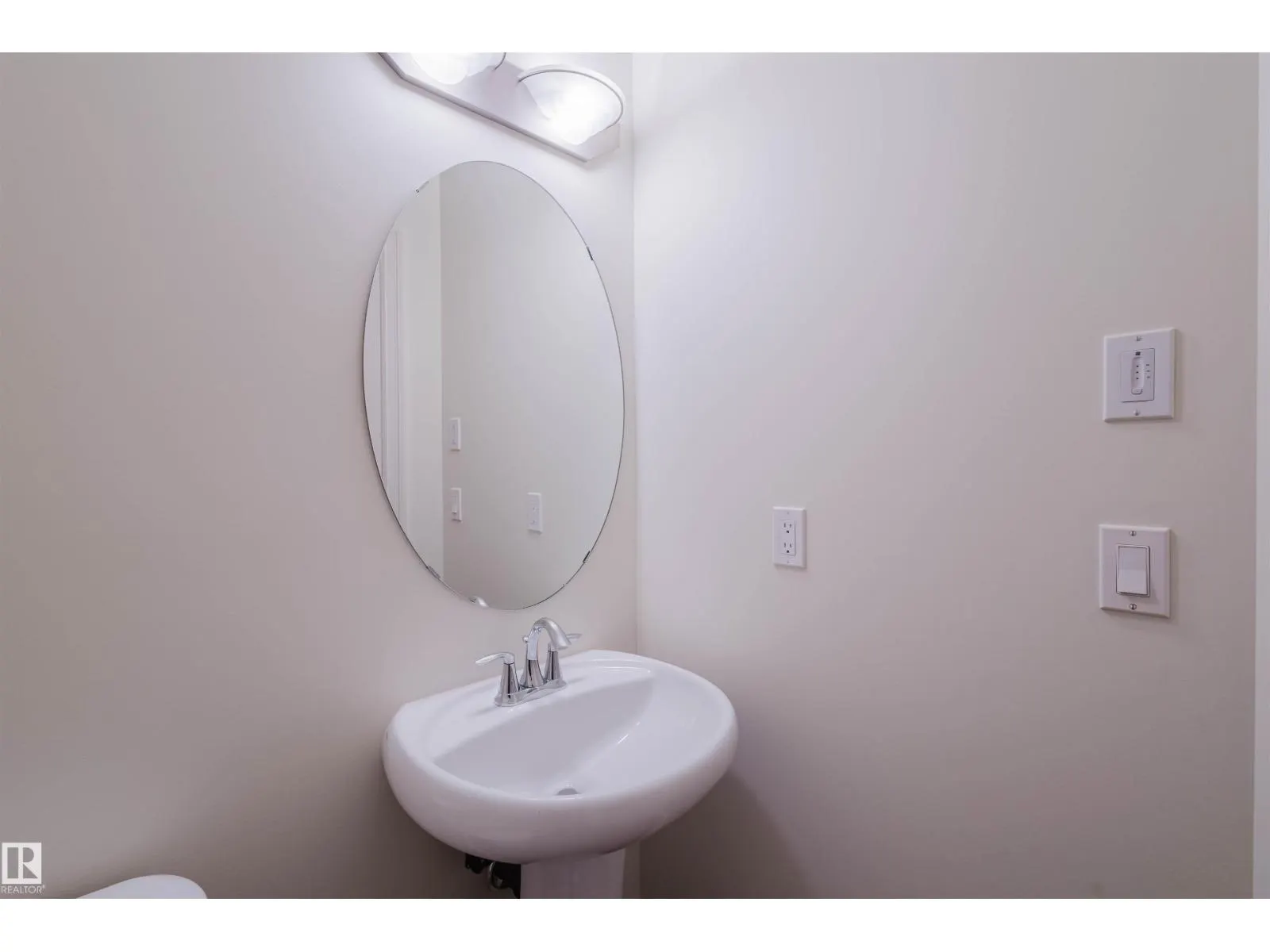 33 CATALINA CT