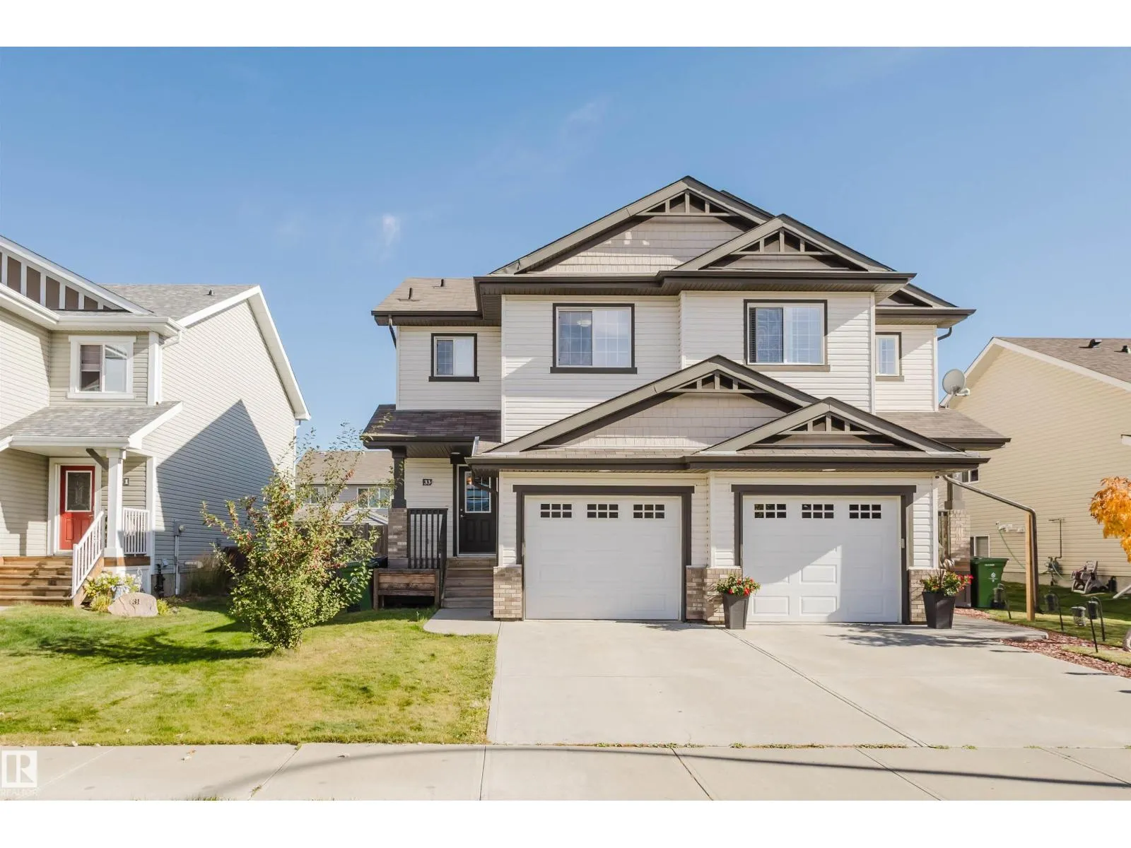 33 CATALINA CT