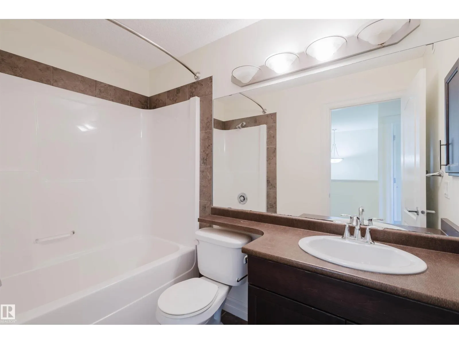 33 CATALINA CT