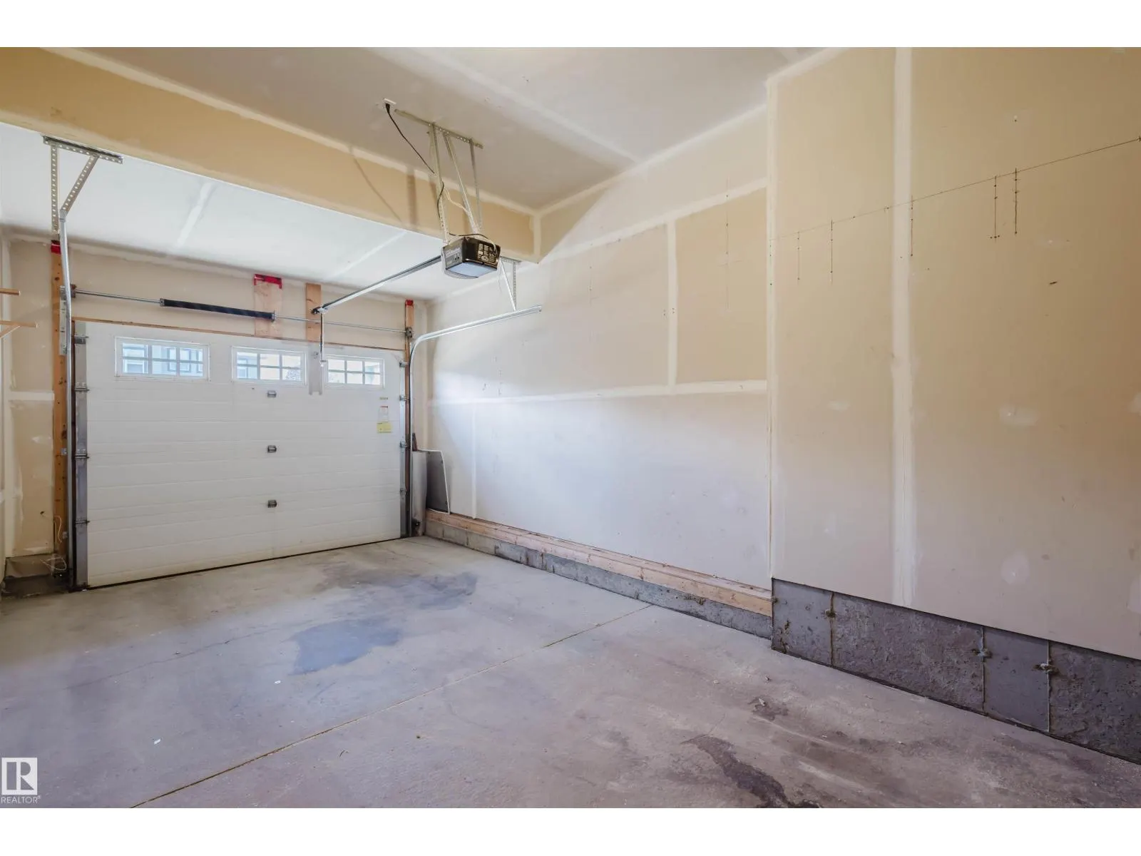 33 CATALINA CT