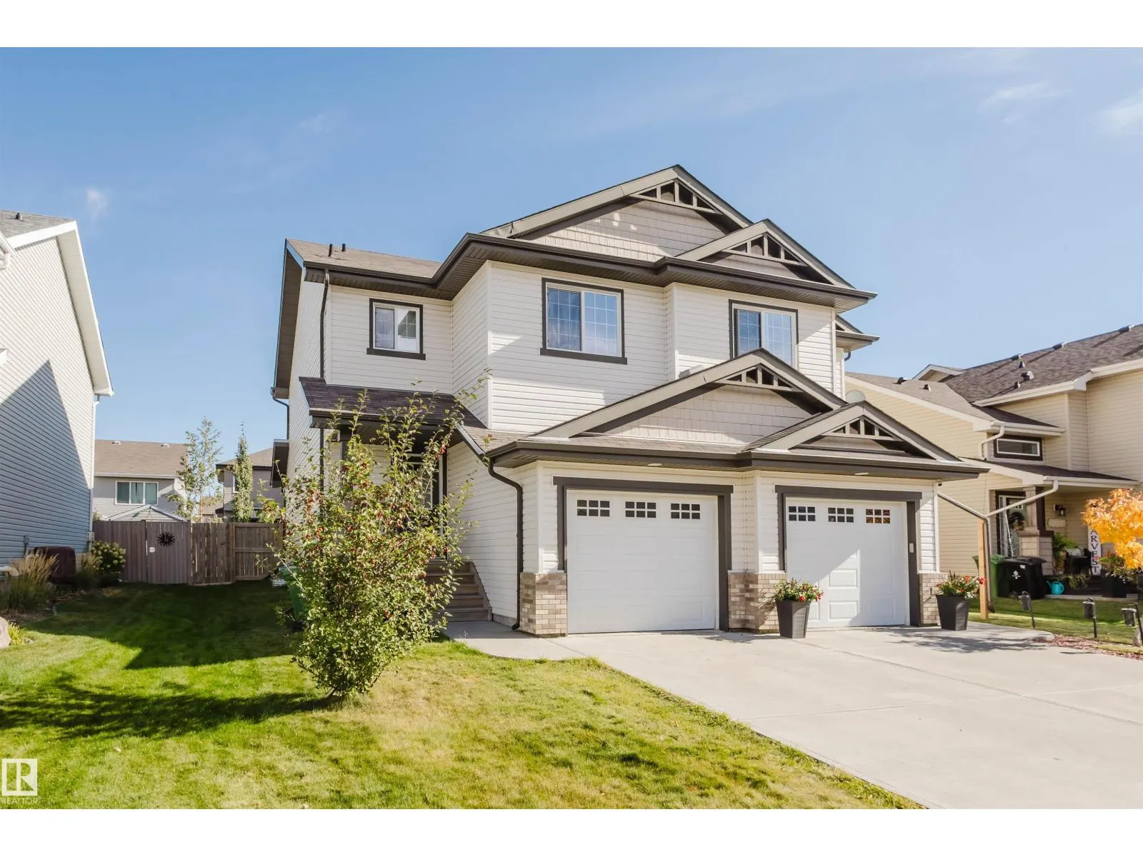 33 CATALINA CT
