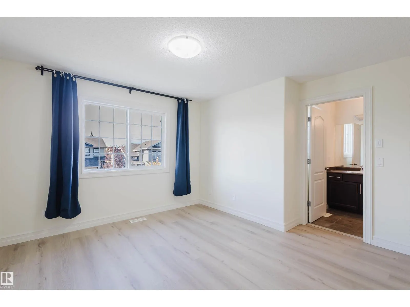 33 CATALINA CT