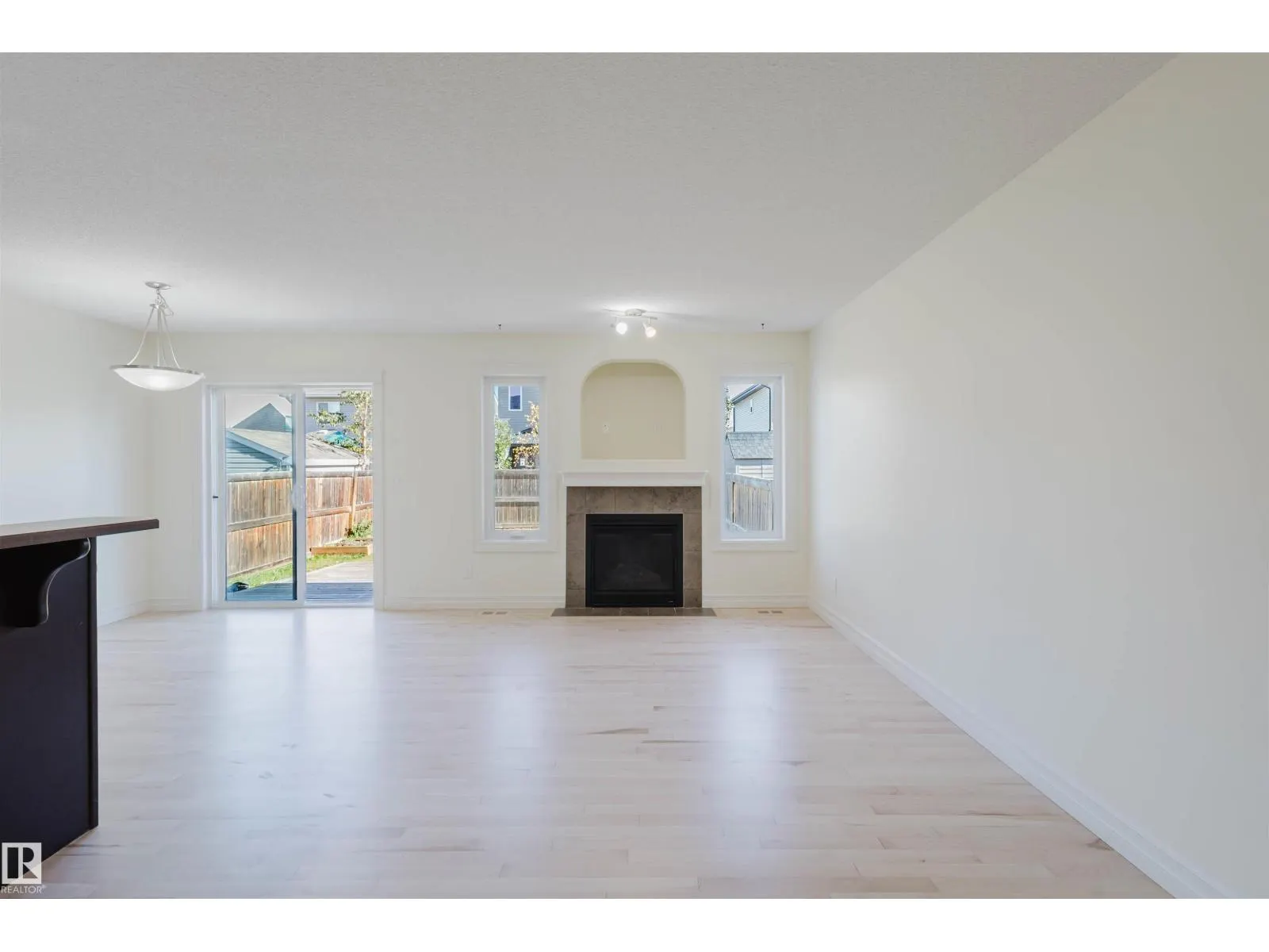 33 CATALINA CT