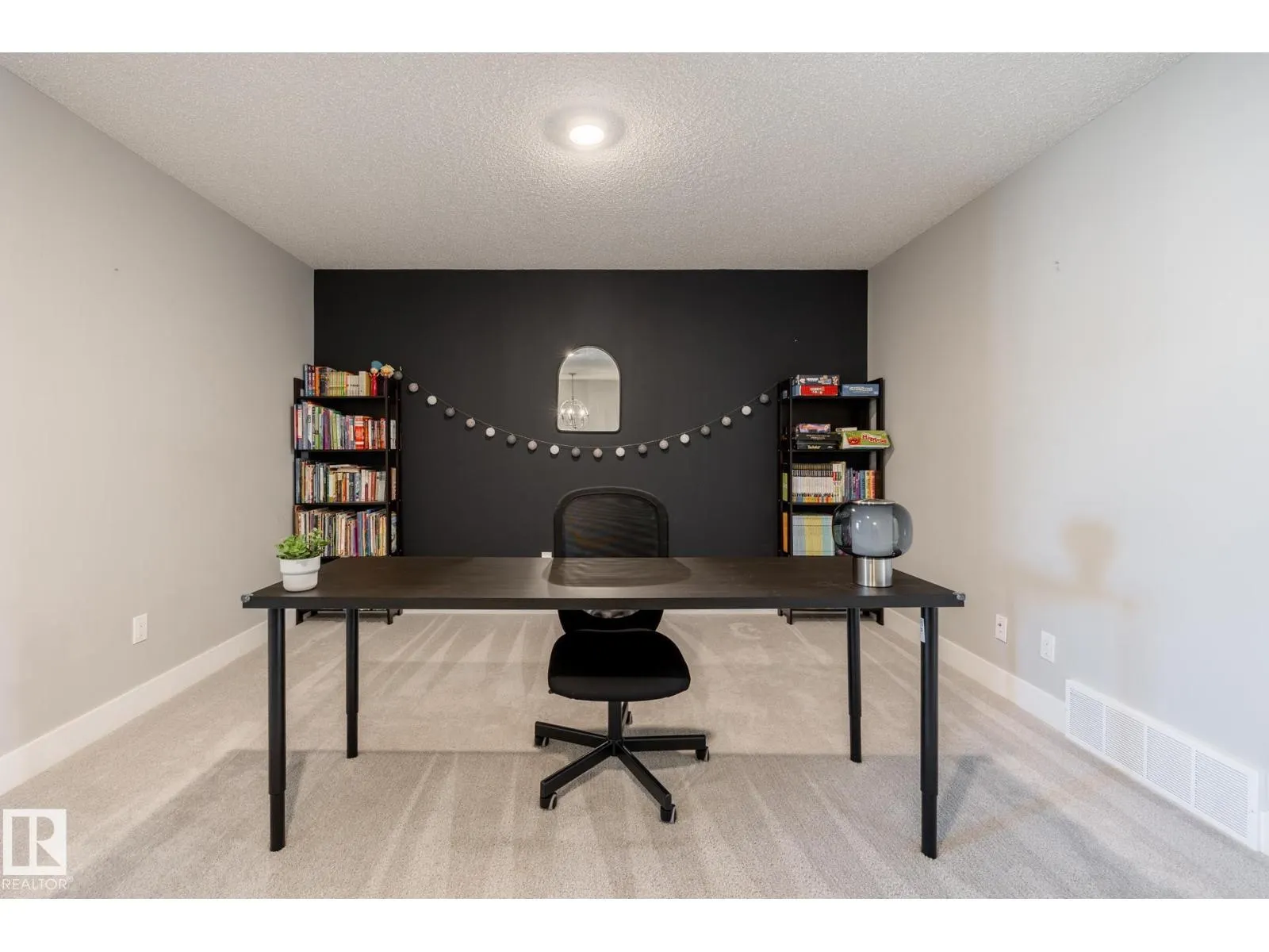1440 DARBY GREEN SW SW