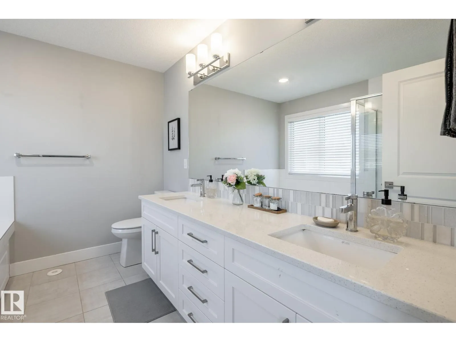 1440 DARBY GREEN SW SW