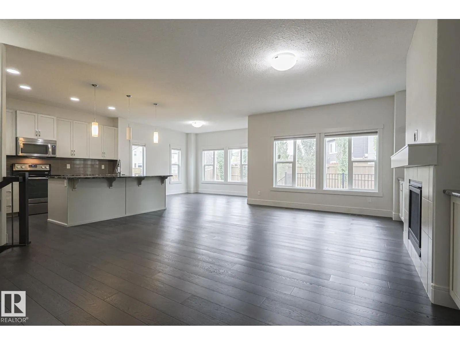 3167 WINSPEAR CR SW SW