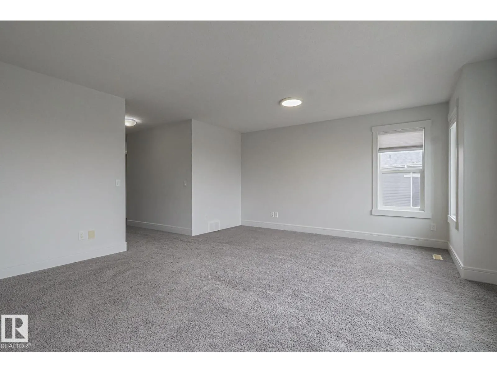 3167 WINSPEAR CR SW SW