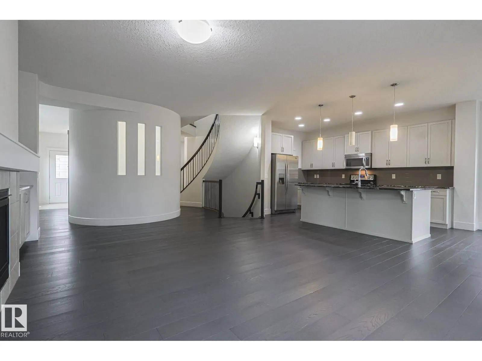 3167 WINSPEAR CR SW SW