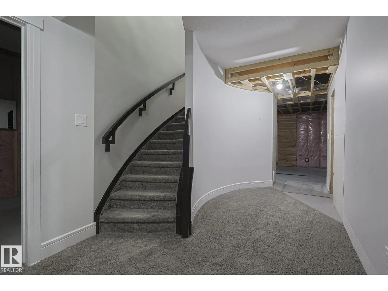 3167 WINSPEAR CR SW SW