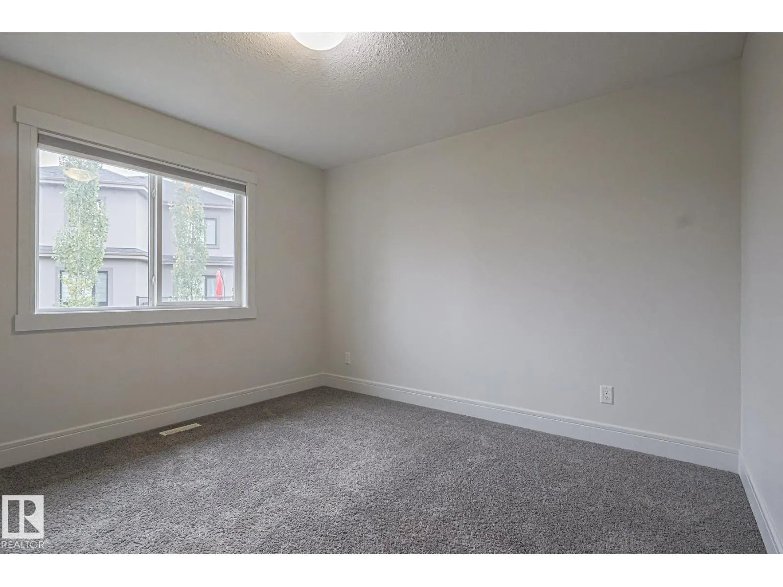 3167 WINSPEAR CR SW SW