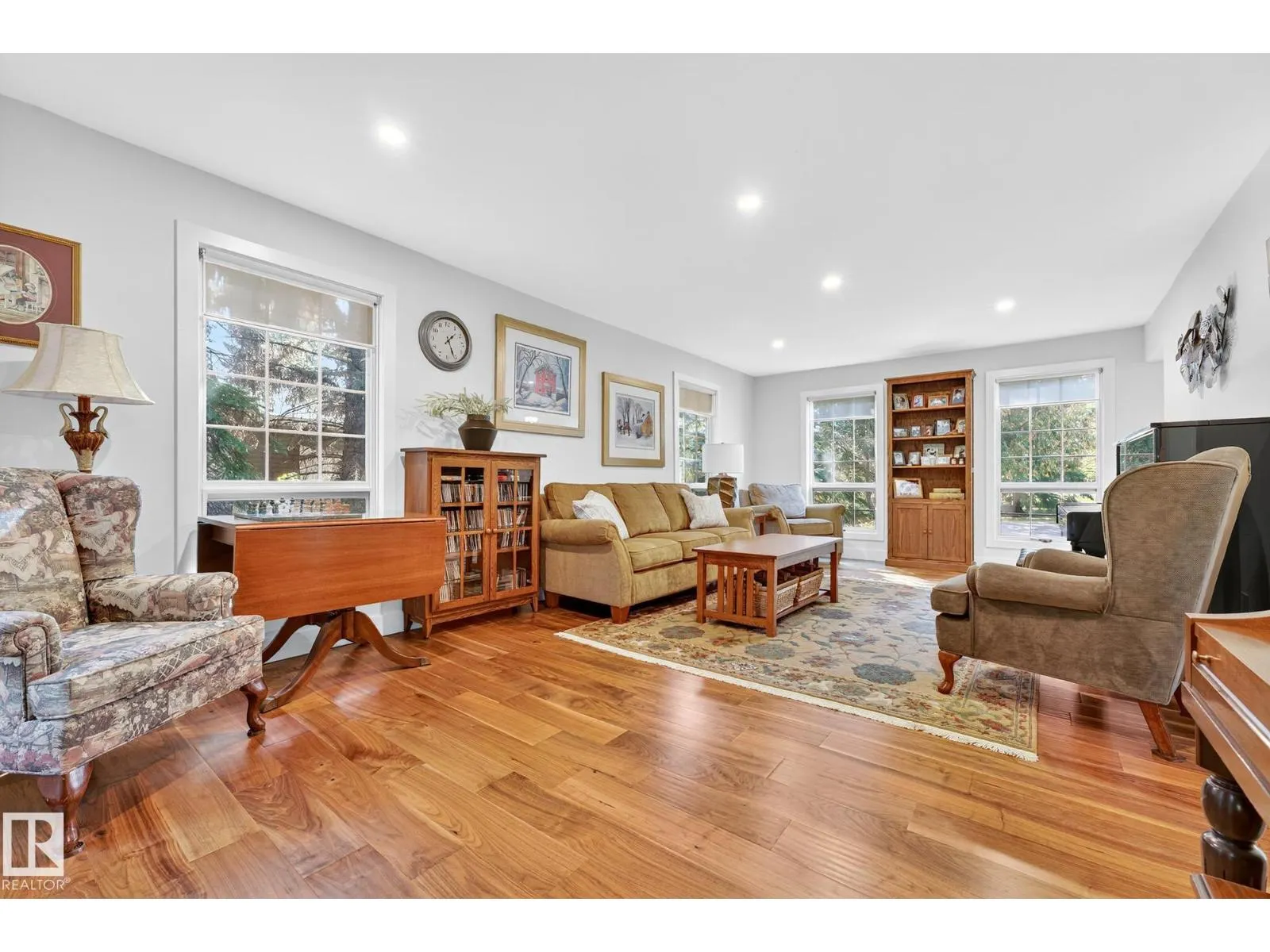 116 GRANDISLE WY NW