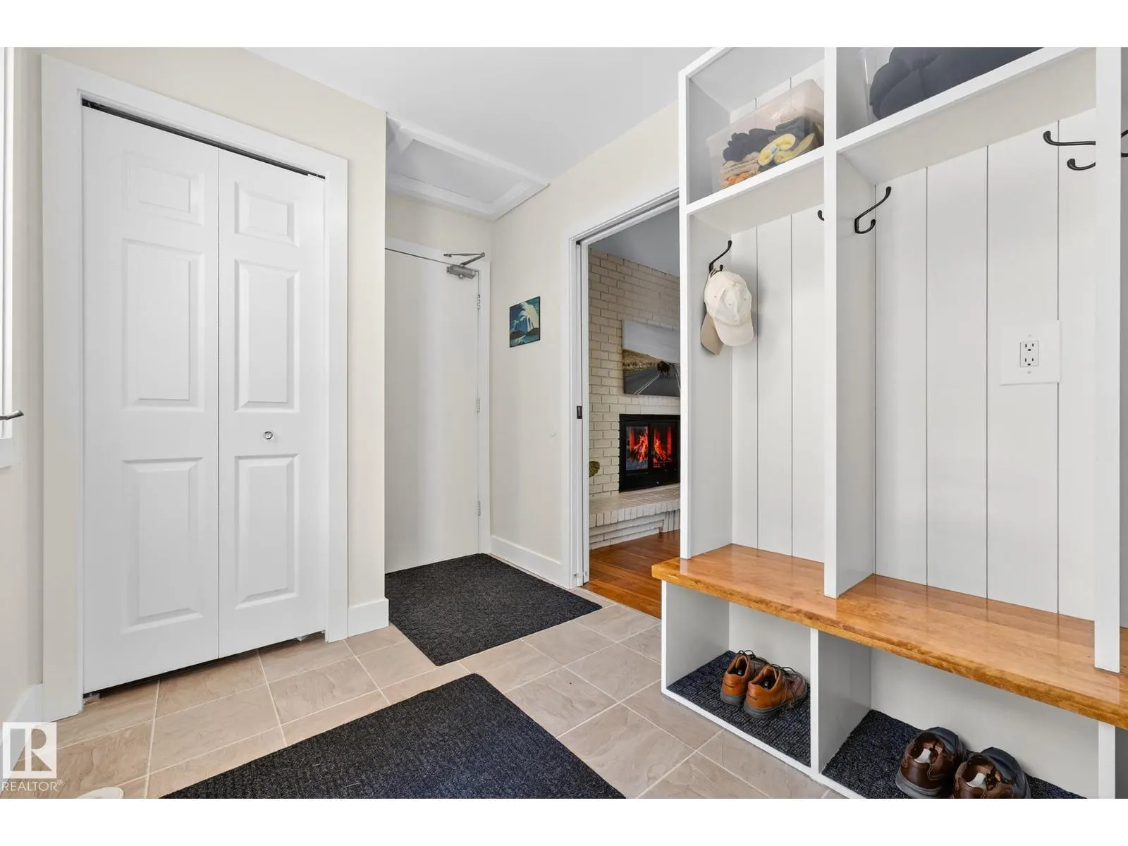 116 GRANDISLE WY NW
