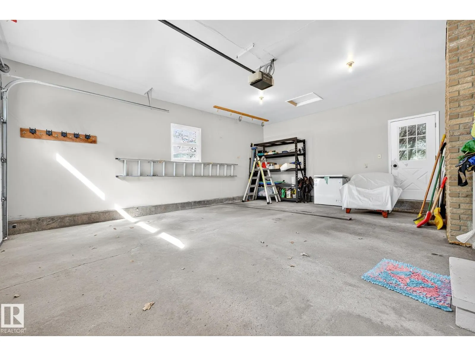 116 GRANDISLE WY NW