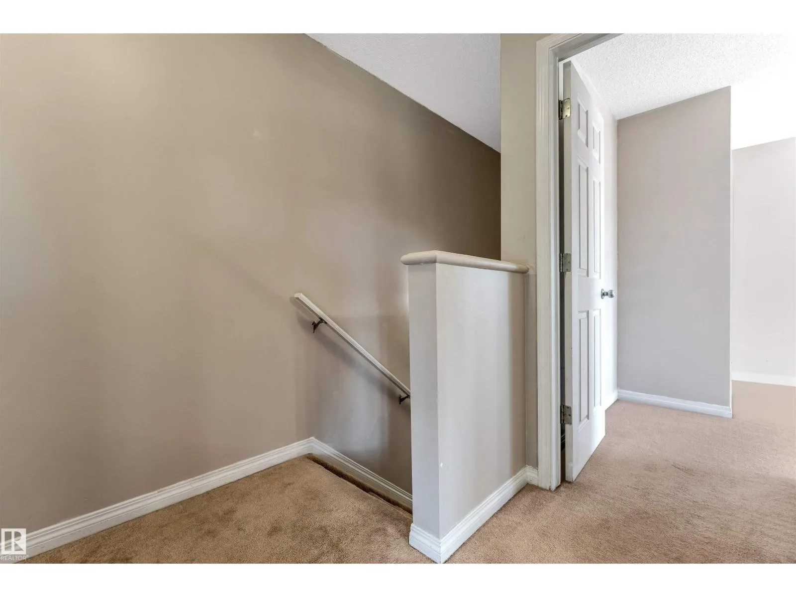 #50 9151 Shaw WY SW
