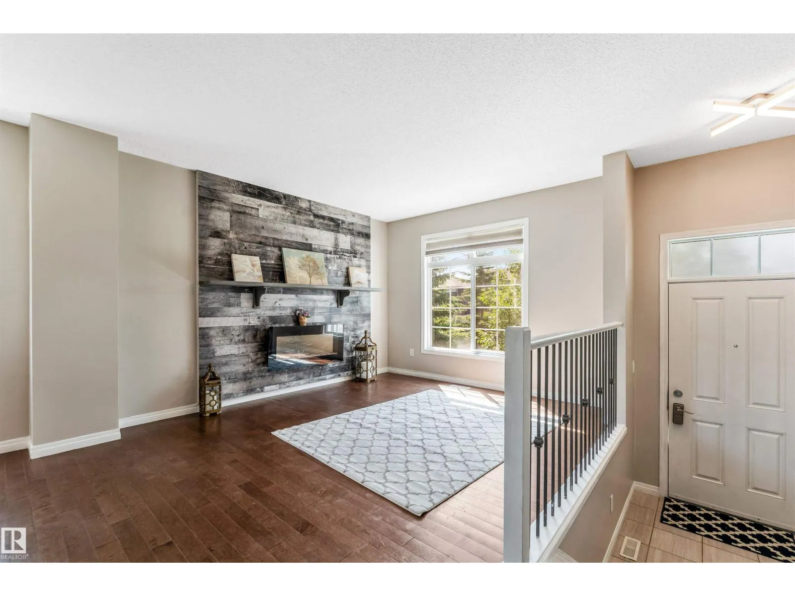 #50 9151 Shaw WY SW