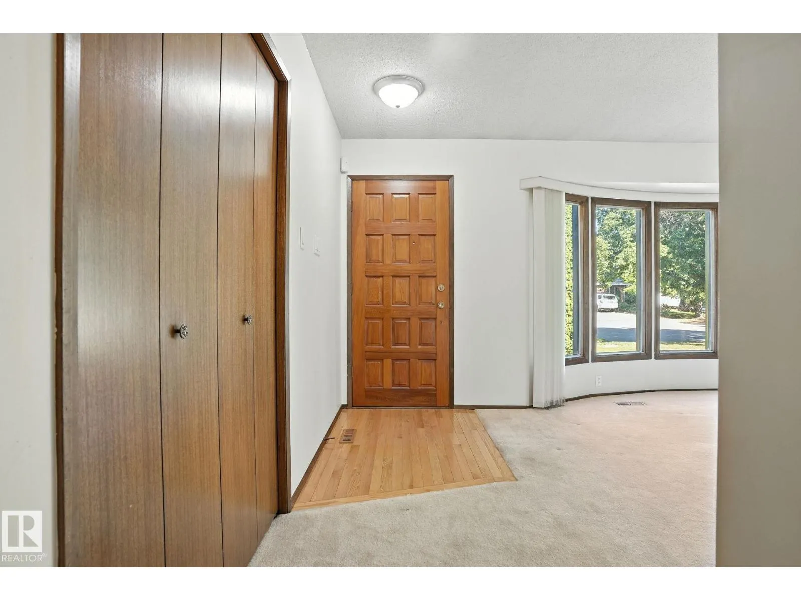 4 GLEN MEADOW CR