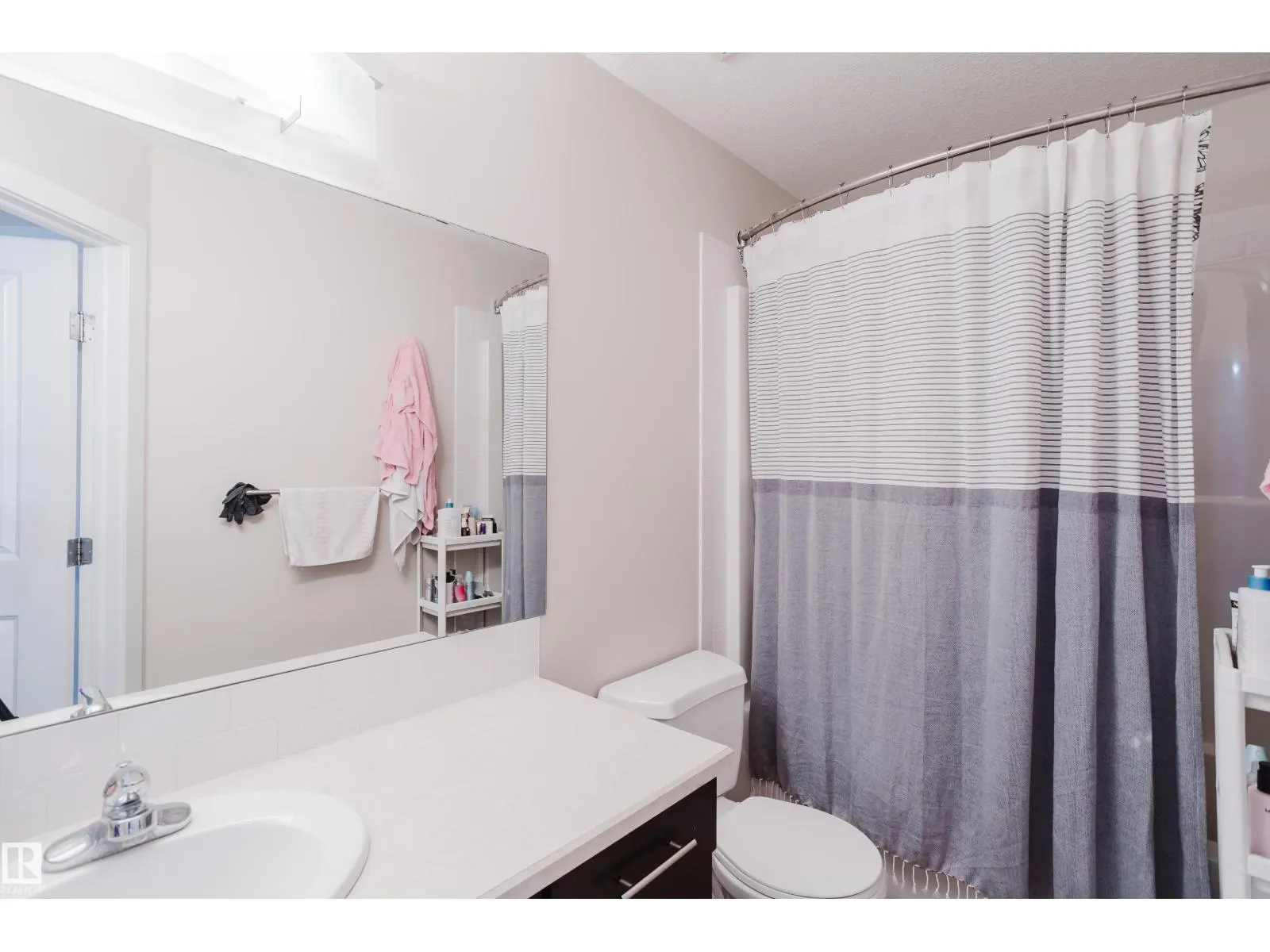 #11 5260 TERWILLEGAR BV NW