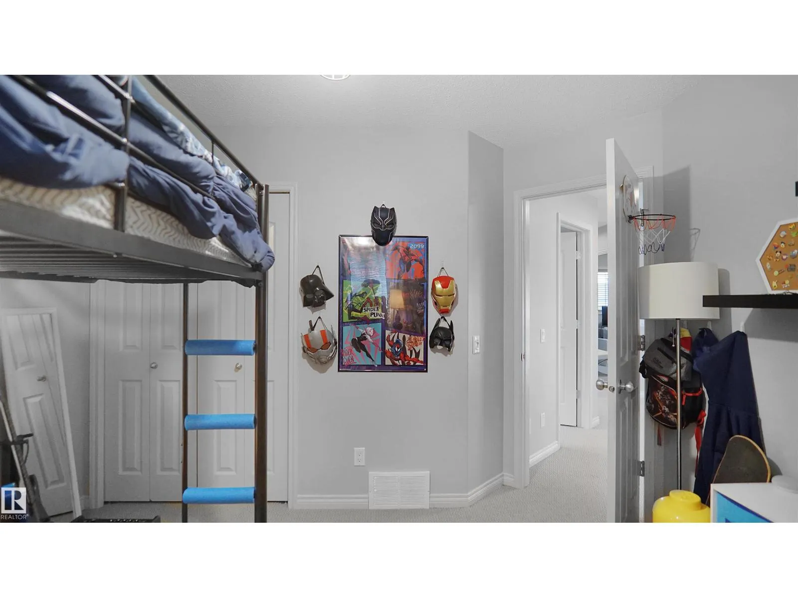 20845 92A AV NW