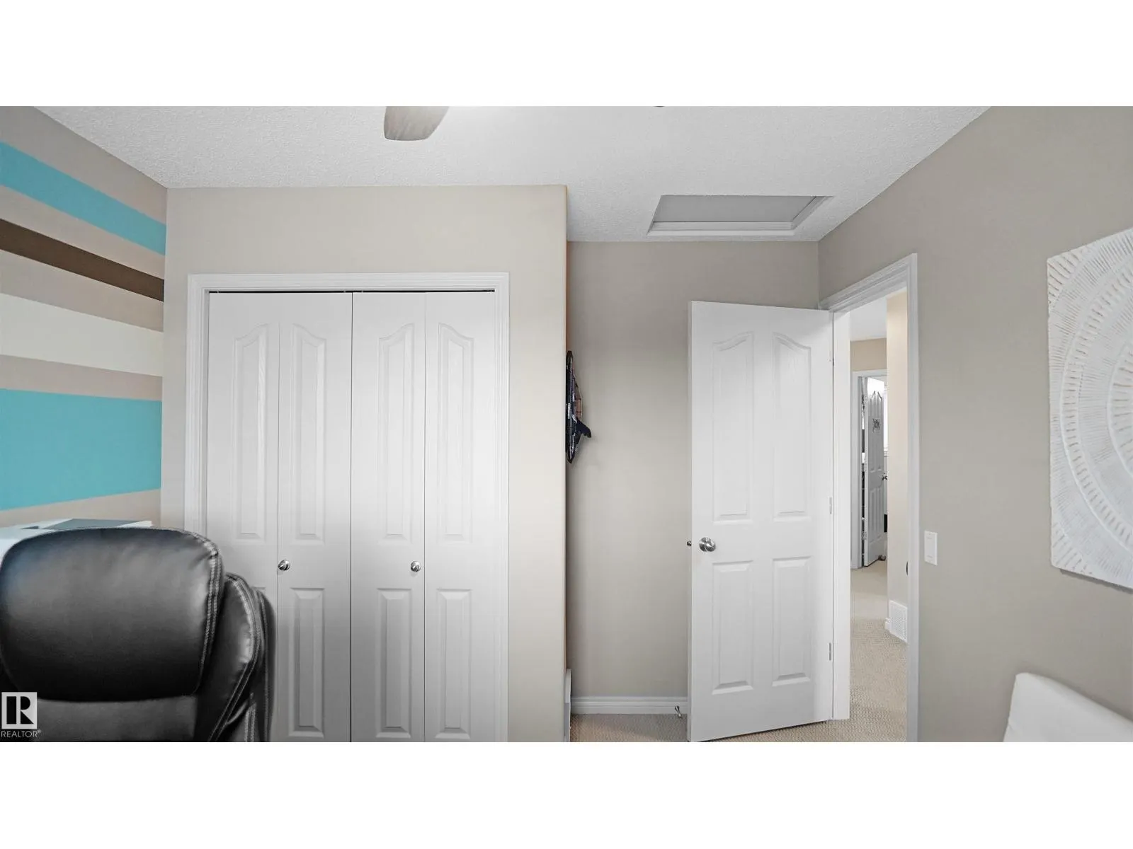 20845 92A AV NW